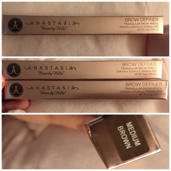 Make up items :)❤️! - Picture 3 of 4